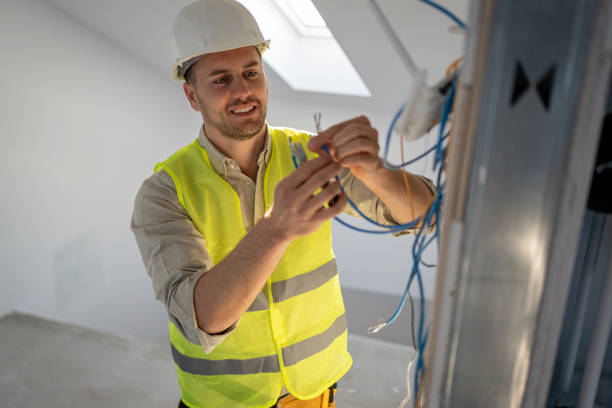 Best Affordable Emergency Electrician  in Fostoria, OH